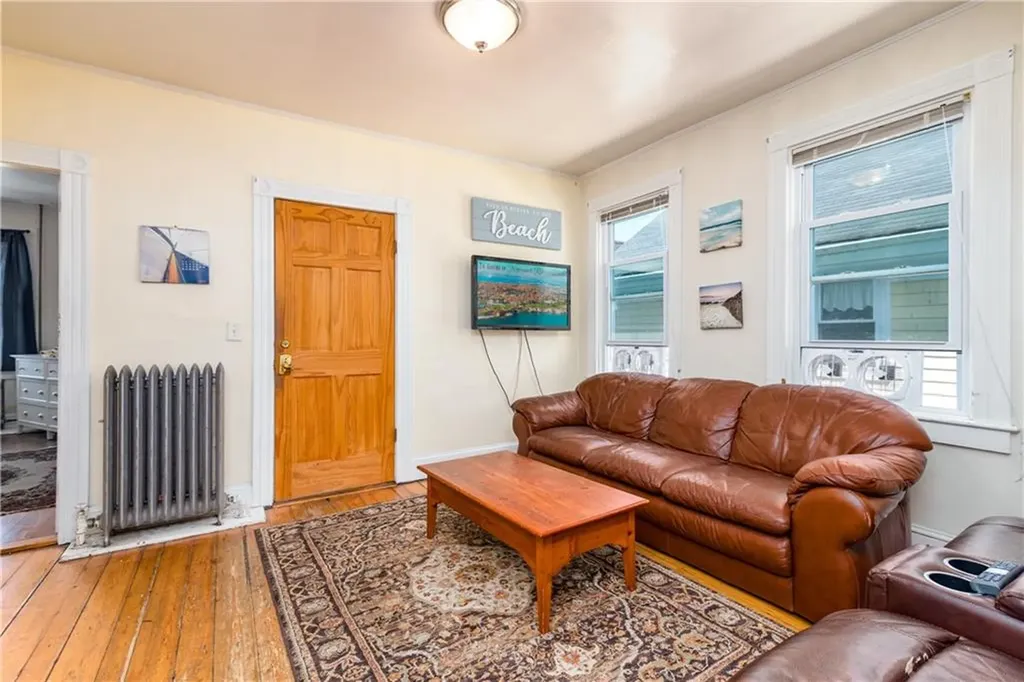 9 Ann Street Newport RI 02840