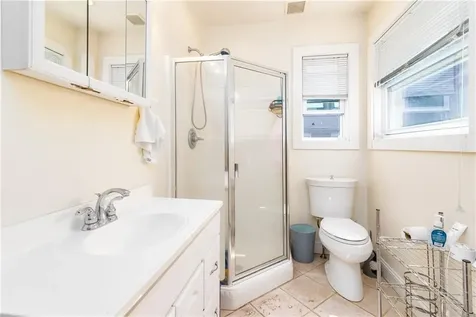 9 Ann Street Newport RI 02840