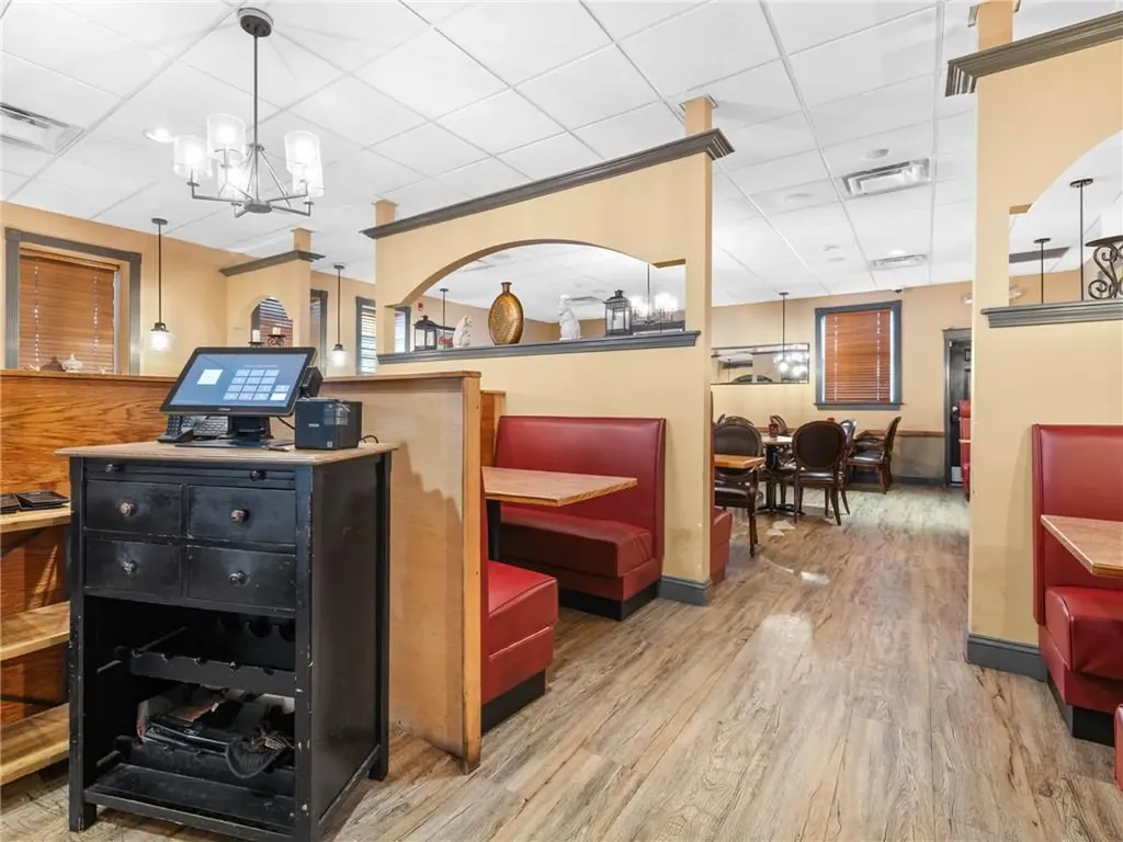 176 Columbus Avenue Pawtucket RI 02860