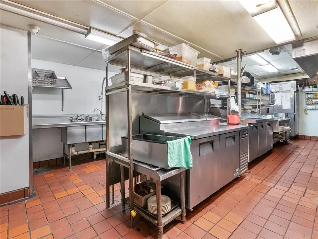 176 Columbus Avenue Pawtucket RI 02860