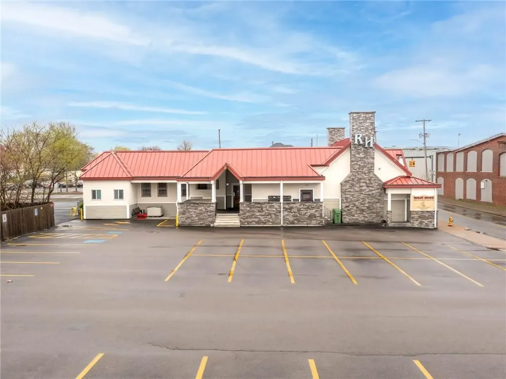176 Columbus Avenue Pawtucket RI 02860