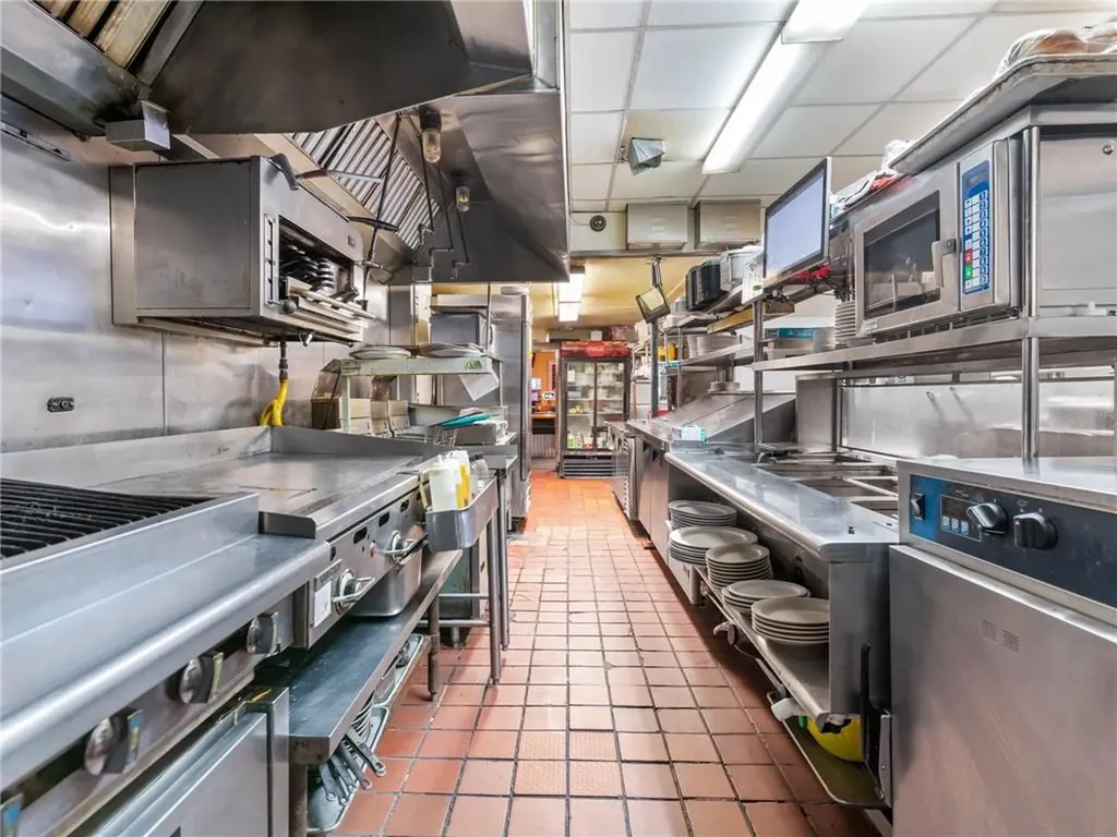 176 Columbus Avenue Pawtucket RI 02860