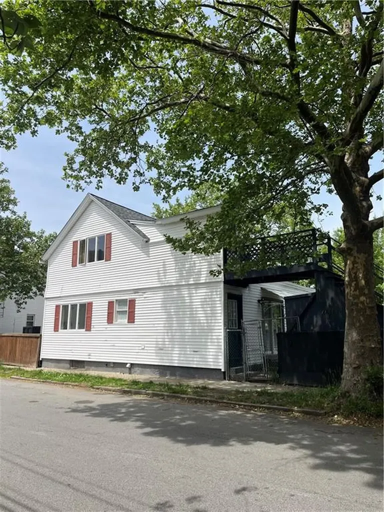 268 Alabama Avenue Providence RI 02905