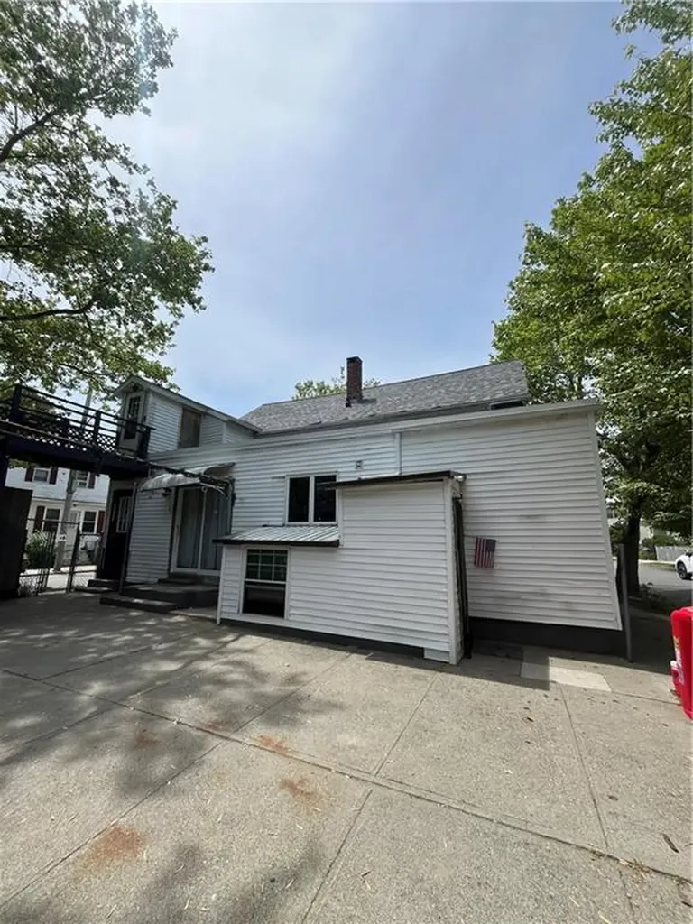 268 Alabama Avenue Providence RI 02905