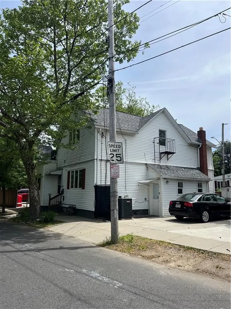 268 Alabama Avenue Providence RI 02905