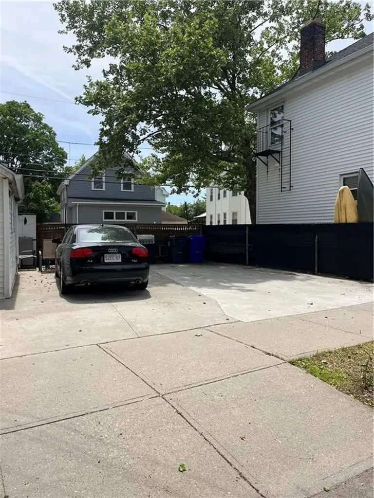 268 Alabama Avenue Providence RI 02905
