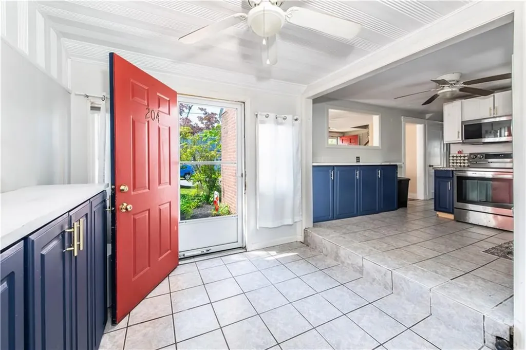 204 Harmony Court Warwick RI 02889