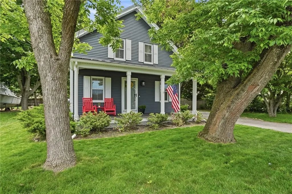 91 Sowams Road Barrington RI 02806
