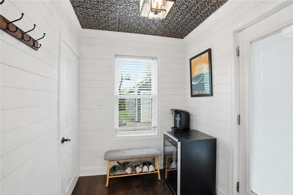 91 Sowams Road Barrington RI 02806