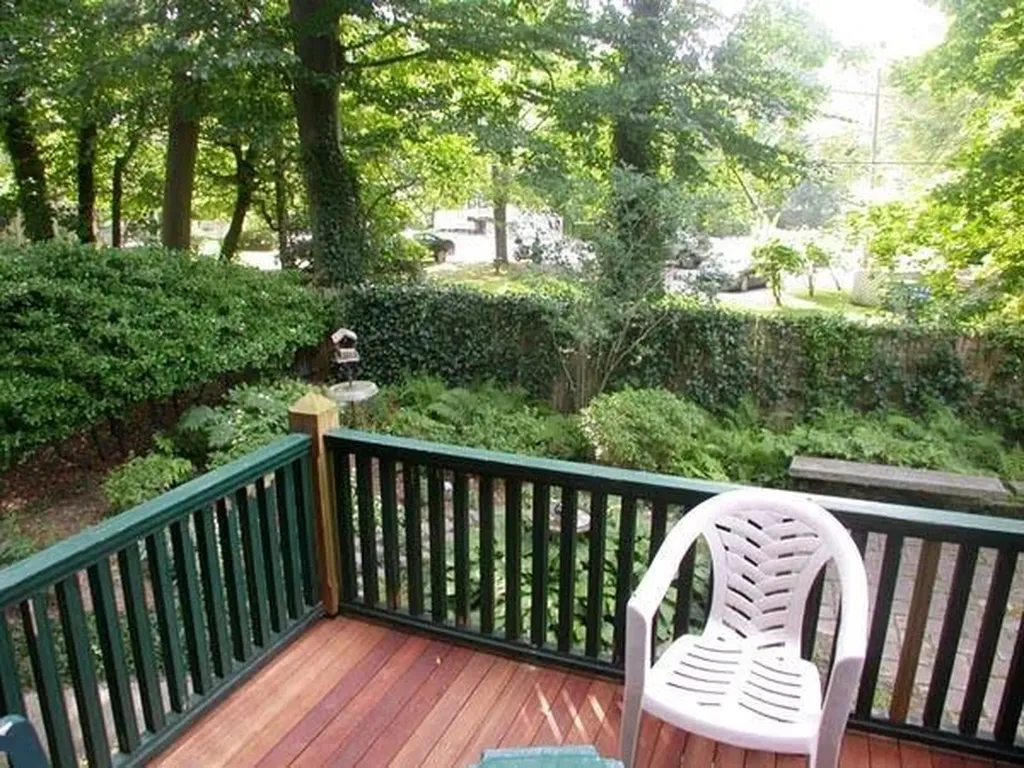 37 Catherine Street Newport RI 02840
