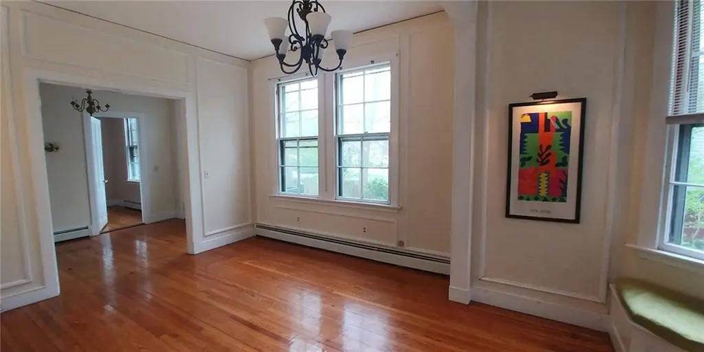 37 Catherine Street Newport RI 02840