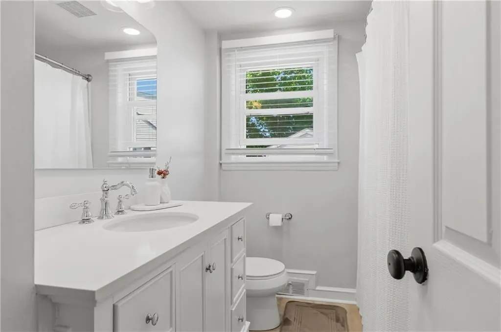 191 Long View Drive Warwick RI 02886