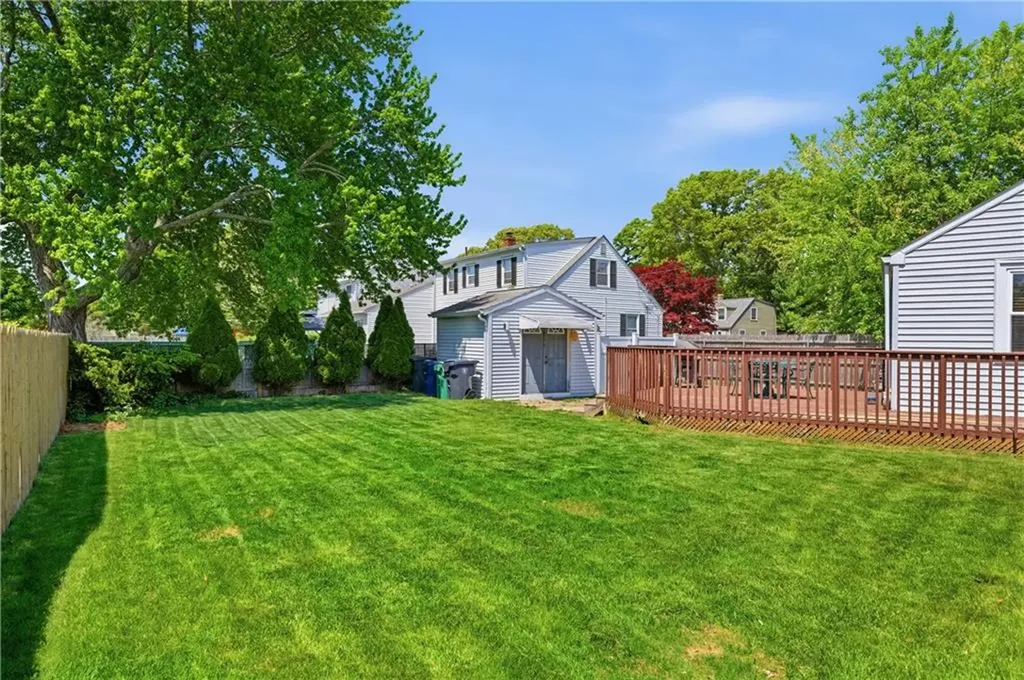 191 Long View Drive Warwick RI 02886