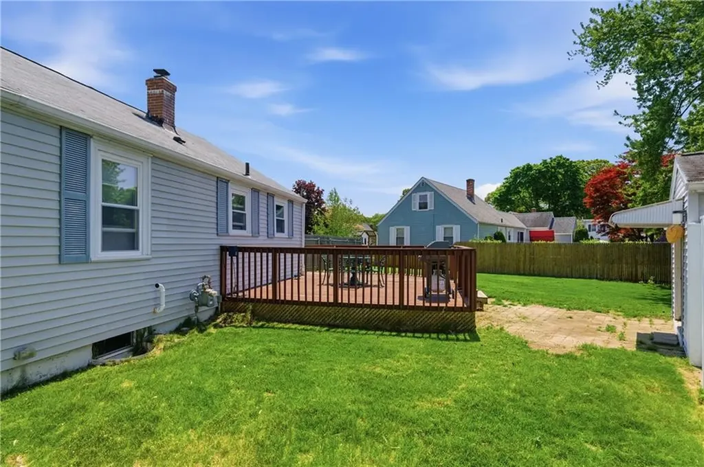 191 Long View Drive Warwick RI 02886