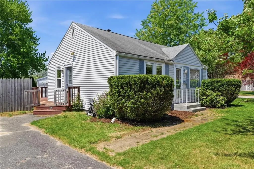 191 Long View Drive Warwick RI 02886