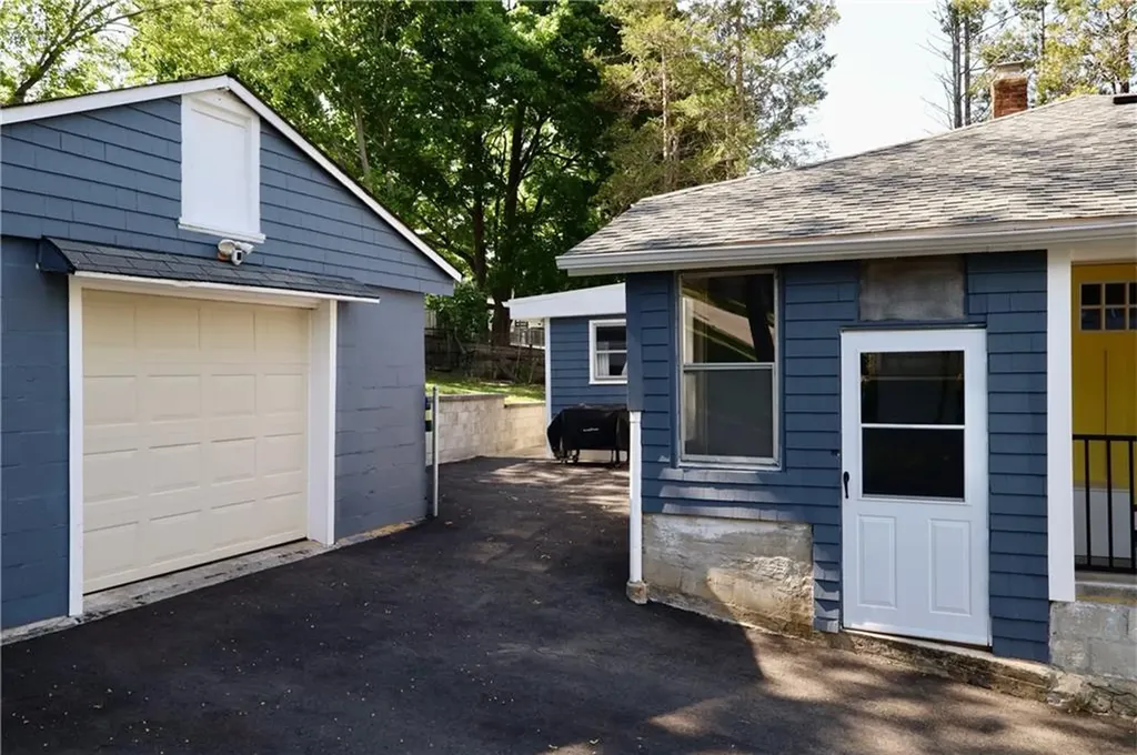 36 Munro Avenue Warren RI 02885