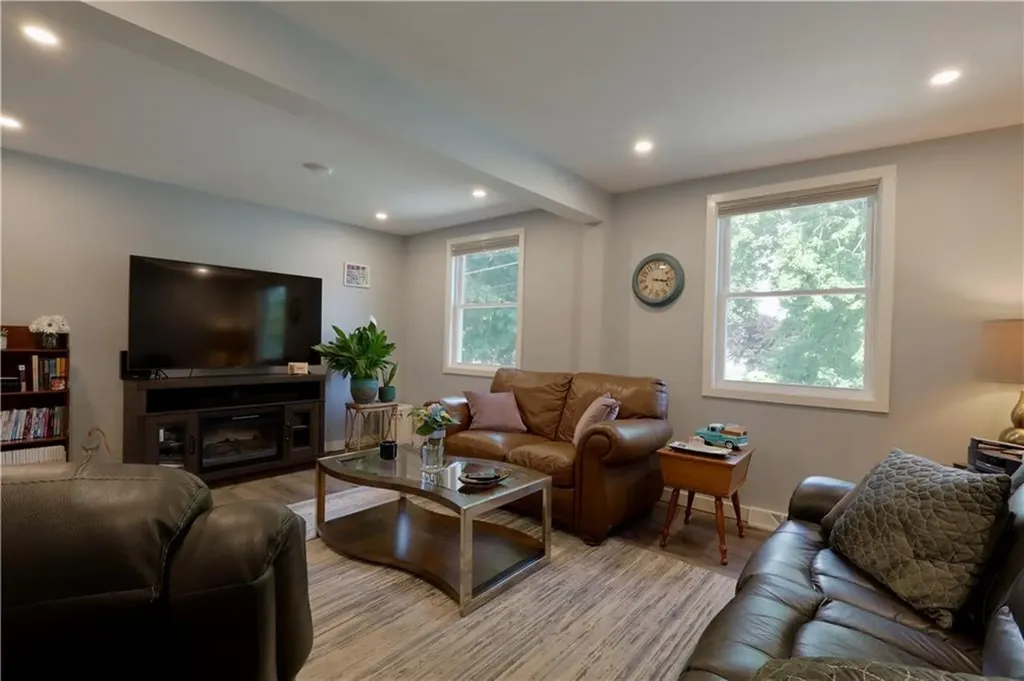 36 Munro Avenue Warren RI 02885