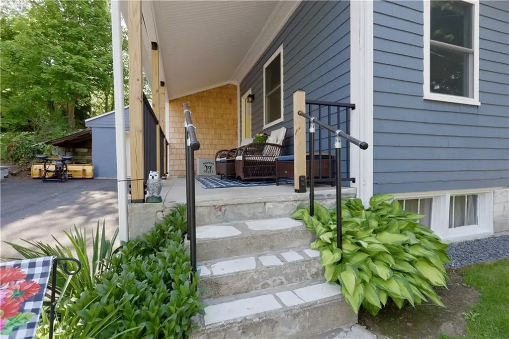 36 Munro Avenue Warren RI 02885
