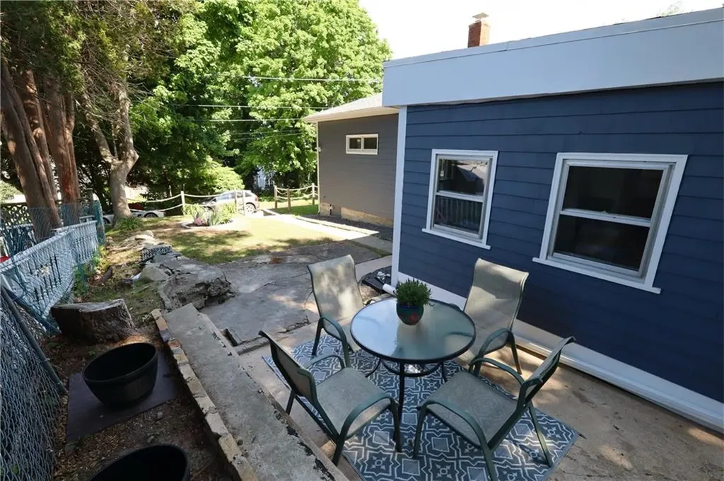 36 Munro Avenue Warren RI 02885