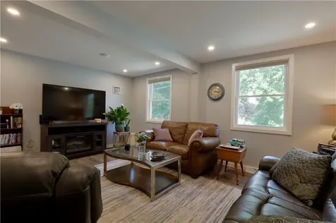 36 Munro Avenue Warren RI 02885