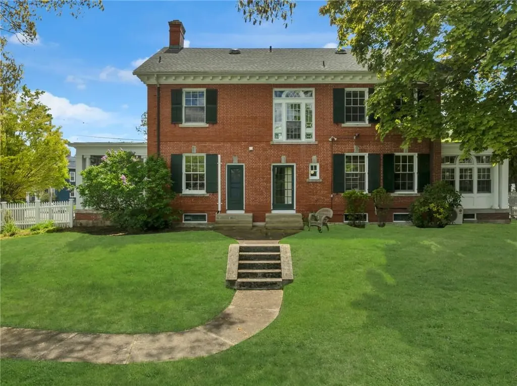 144 Marbury Avenue Pawtucket RI 02860