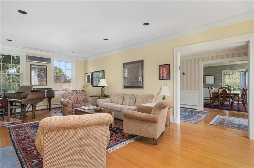 144 Marbury Avenue Pawtucket RI 02860