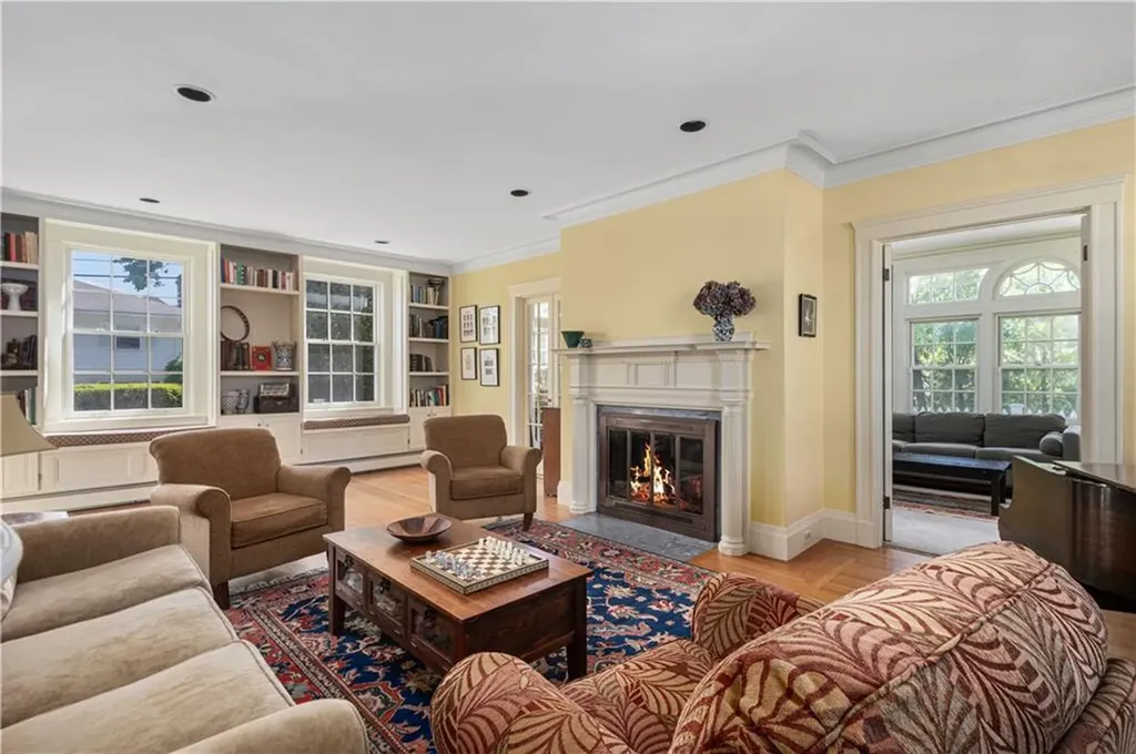 144 Marbury Avenue Pawtucket RI 02860