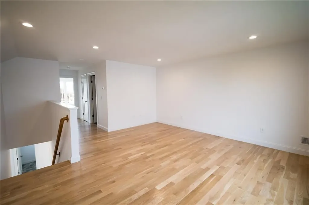 175 Revolution Way Portsmouth RI 02871