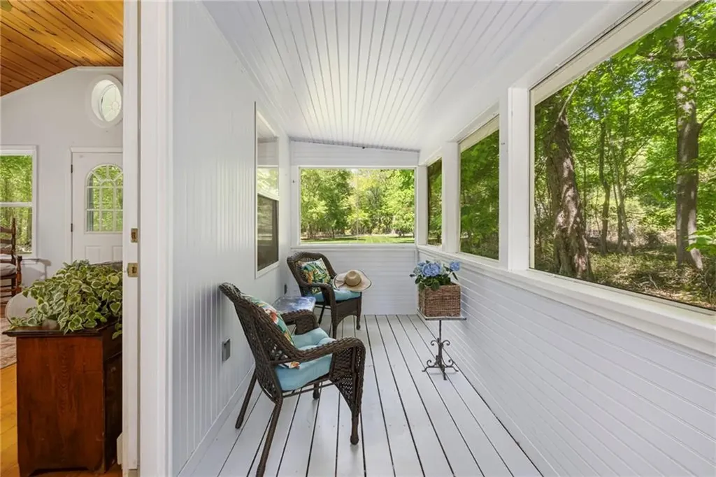 10 Summer Street Jamestown RI 02835