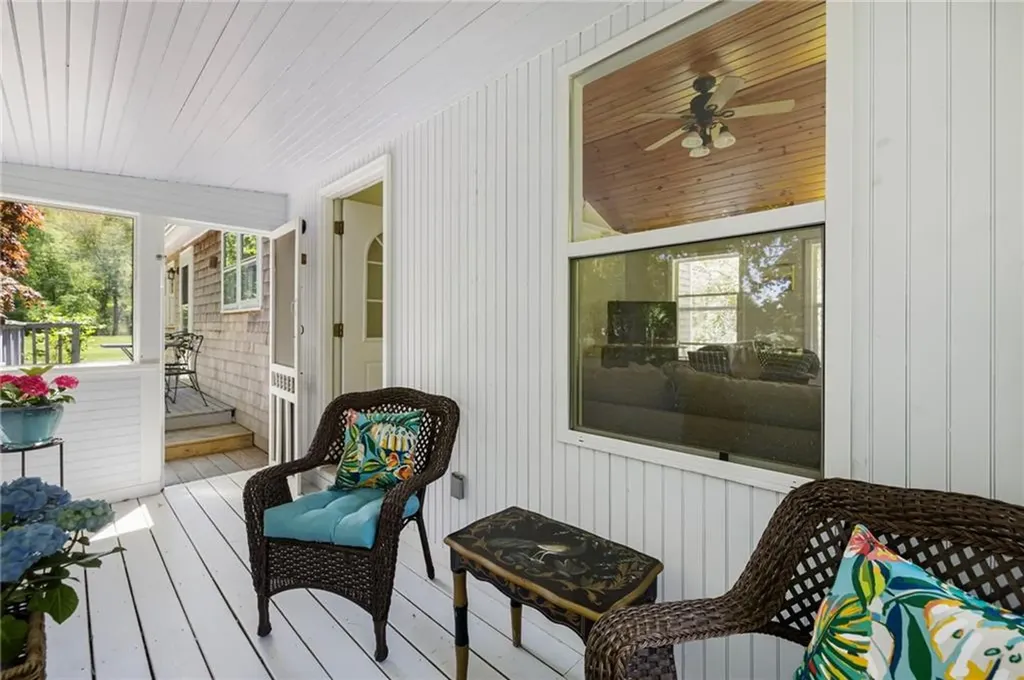 10 Summer Street Jamestown RI 02835