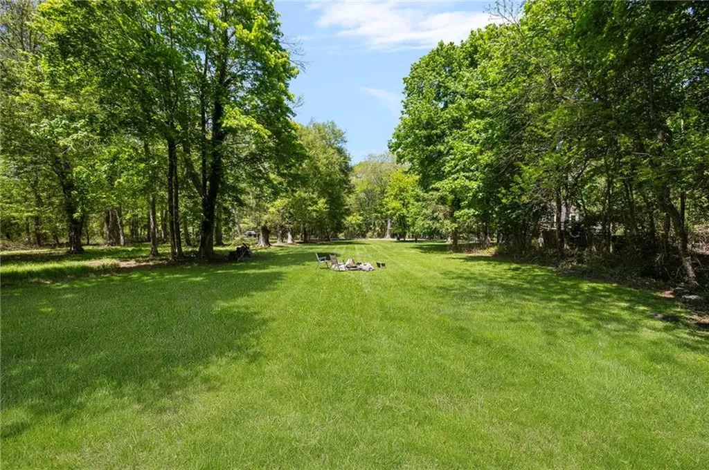 10 Summer Street Jamestown RI 02835