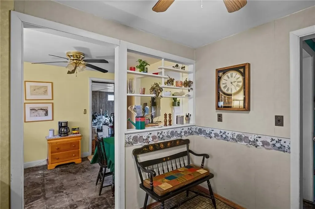 44 Capron Drive Warwick RI 02886