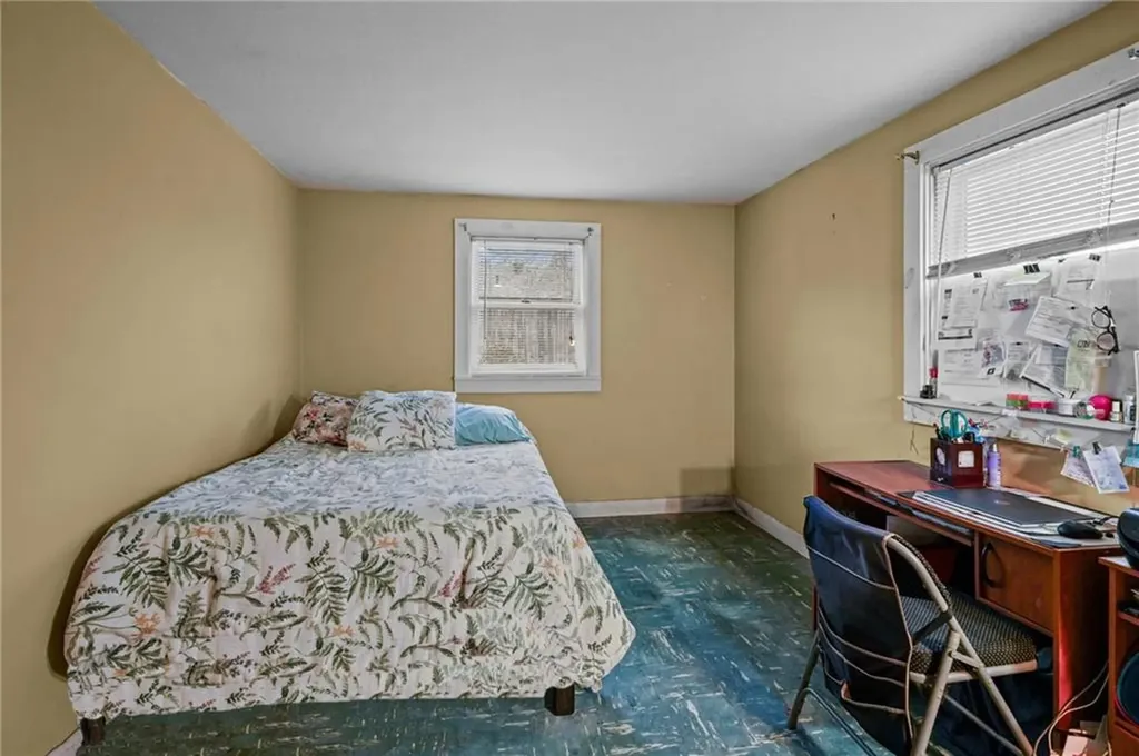 44 Capron Drive Warwick RI 02886