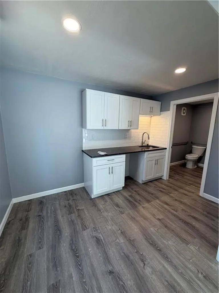 158 Roger Williams Avenue East Providence RI 02916