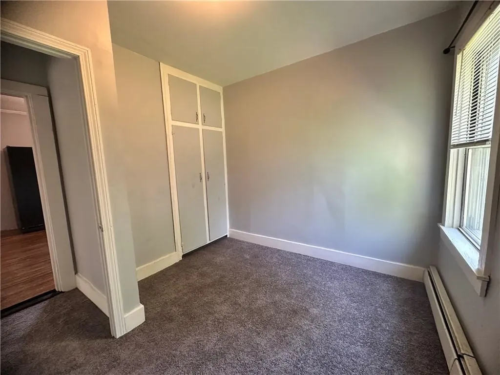 375 373 Old River Road Lincoln RI 02838