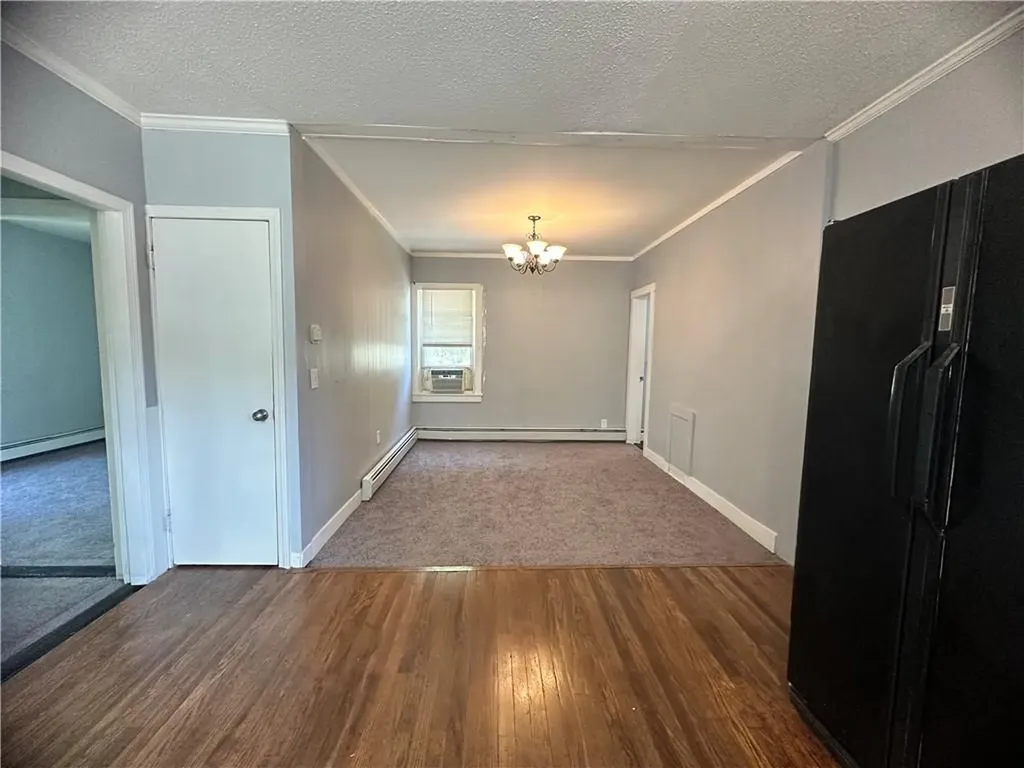 375 373 Old River Road Lincoln RI 02838