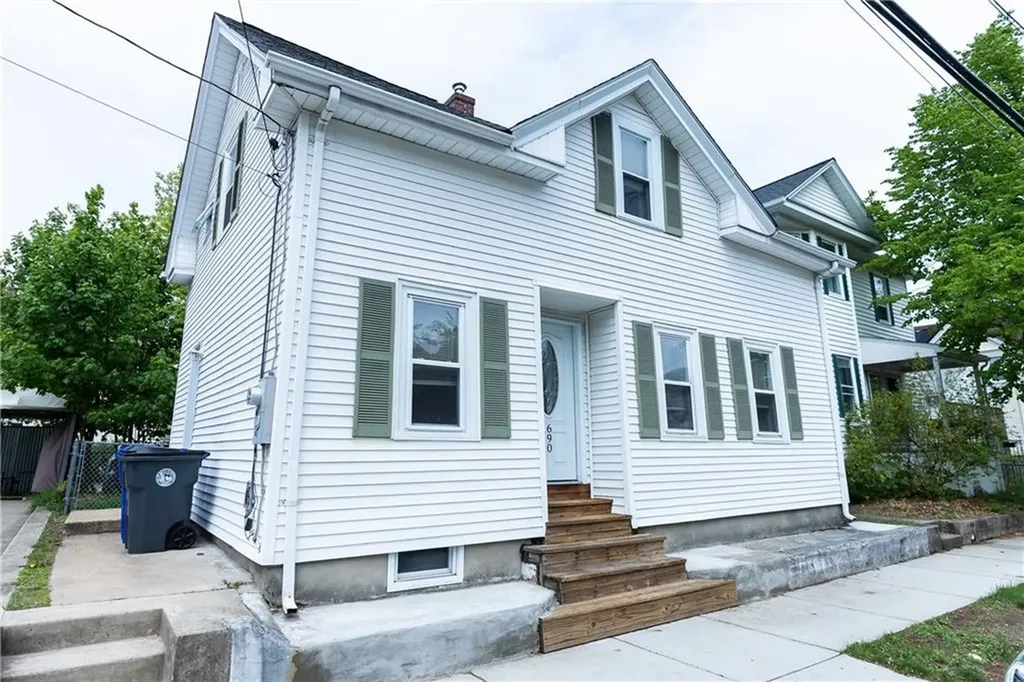 690 Academy Avenue Providence RI 02908