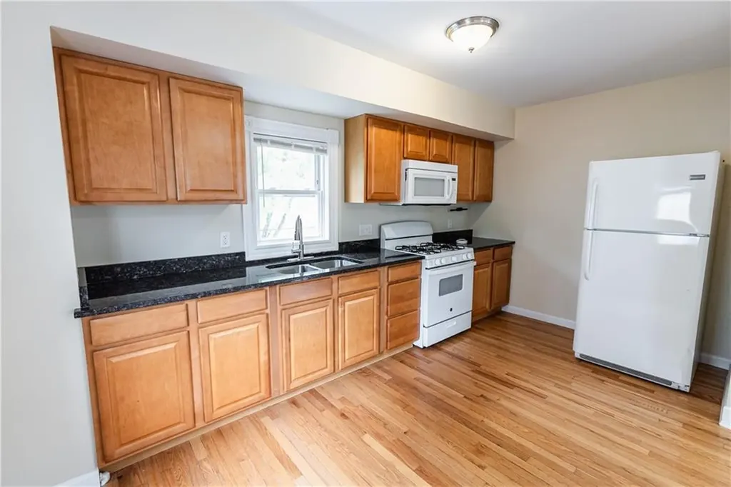 690 Academy Avenue Providence RI 02908