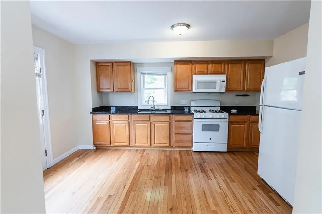 690 Academy Avenue Providence RI 02908