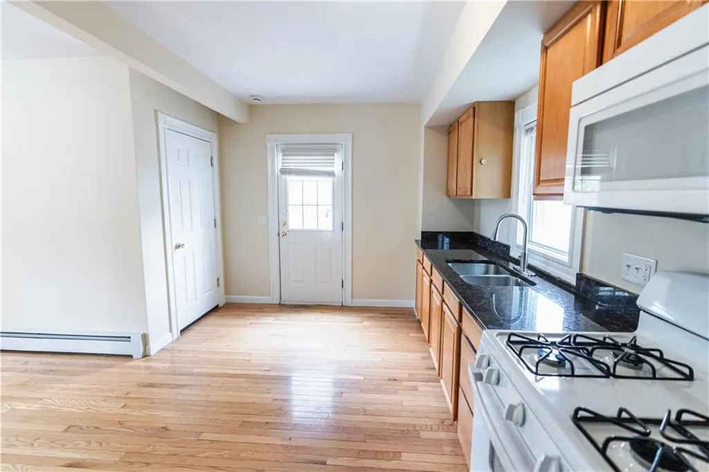 690 Academy Avenue Providence RI 02908