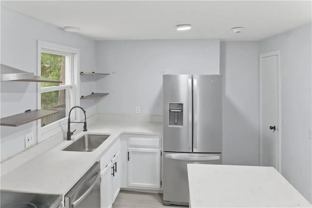 325 Washington Street West Warwick RI 02893