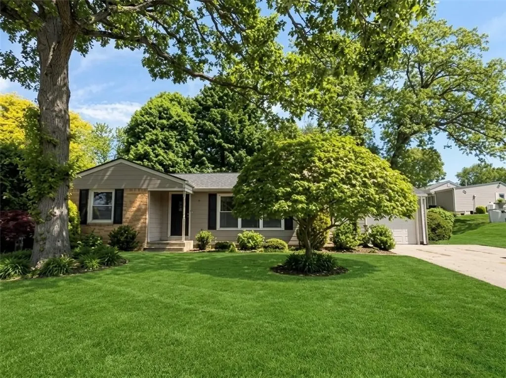 82 Scenic Drive Cranston RI 02920