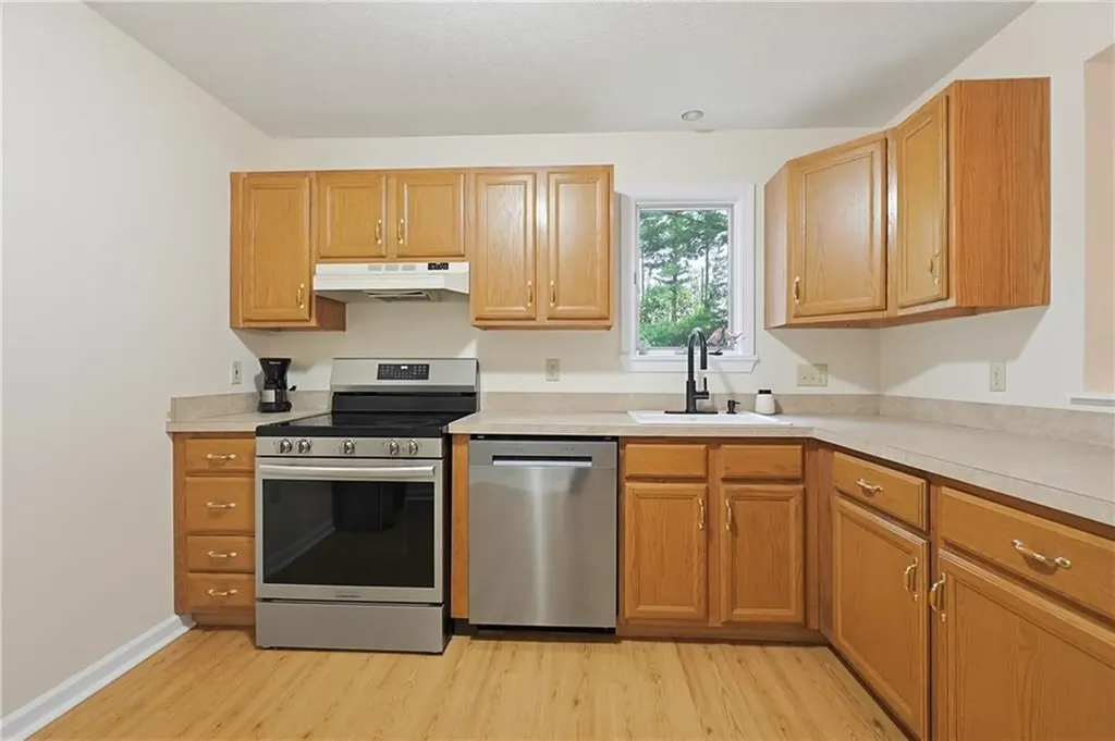 185 Manville Hill Road Cumberland RI 02864