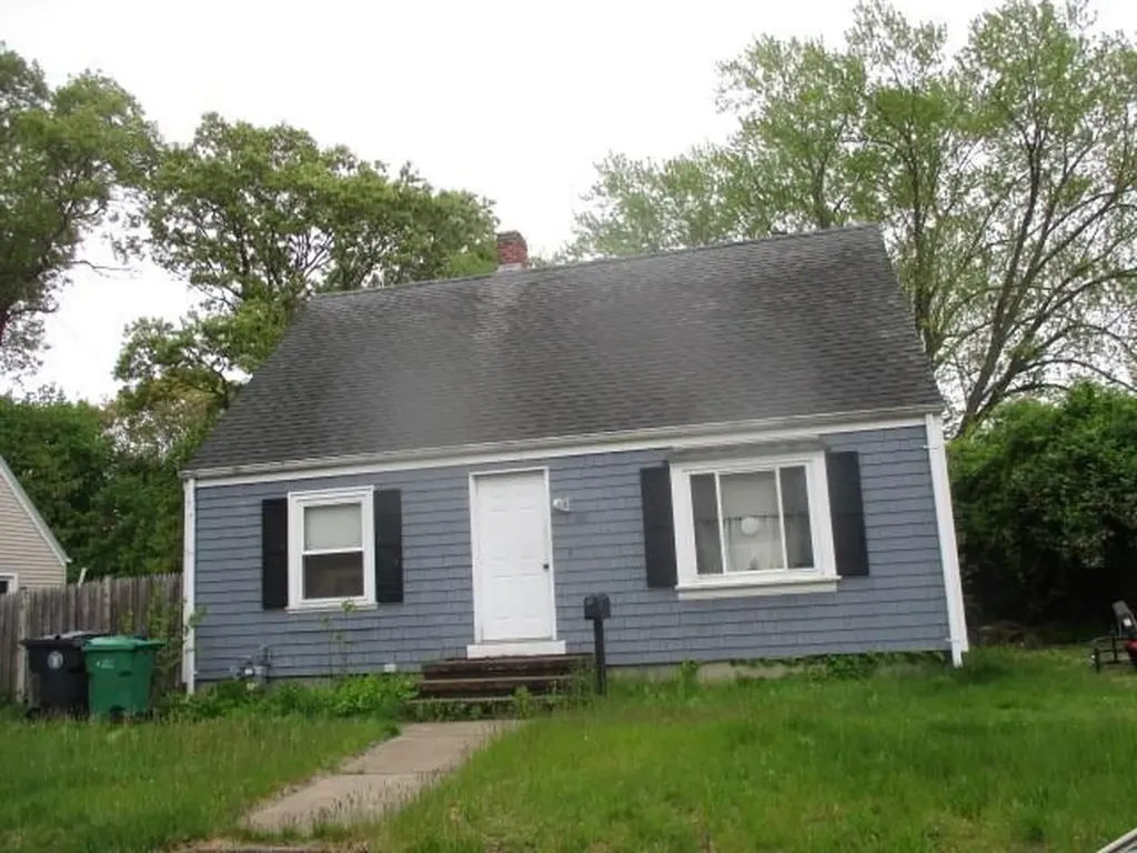 48 Wesleyan Avenue Warwick RI 02886