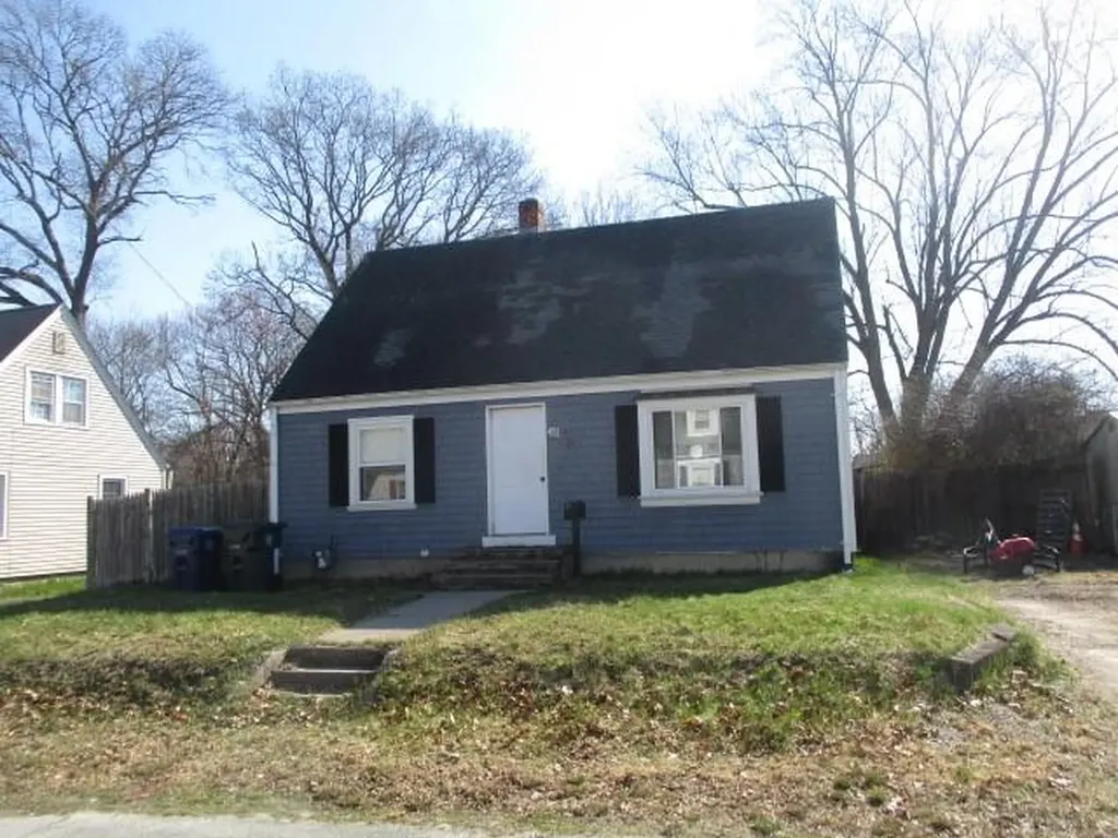 48 Wesleyan Avenue Warwick RI 02886