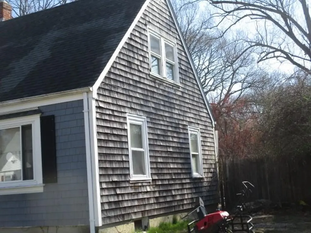 48 Wesleyan Avenue Warwick RI 02886