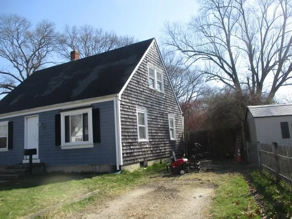 48 Wesleyan Avenue Warwick RI 02886