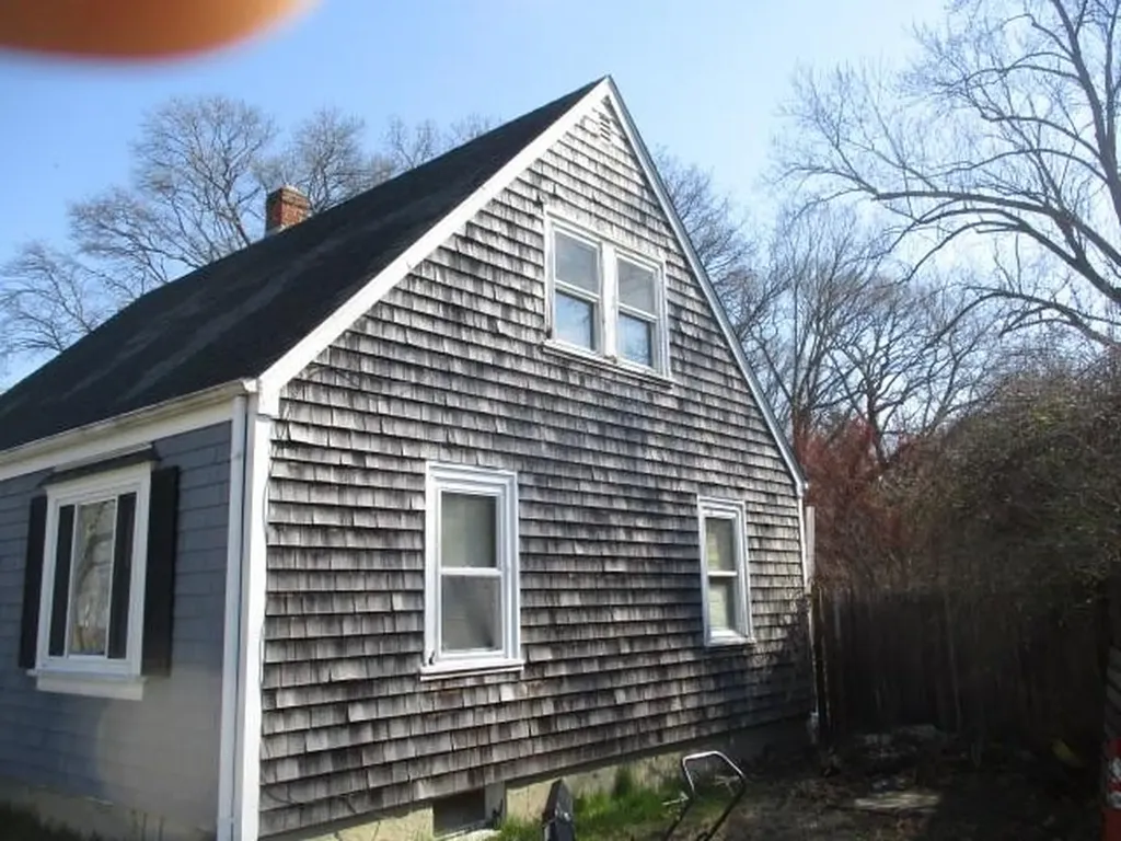 48 Wesleyan Avenue Warwick RI 02886