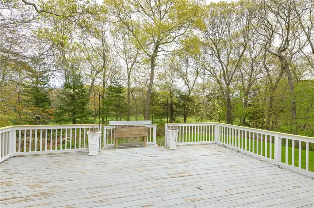 30 Wicklow Road Westerly RI 02891