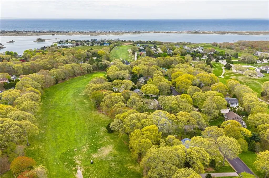 30 Wicklow Road Westerly RI 02891